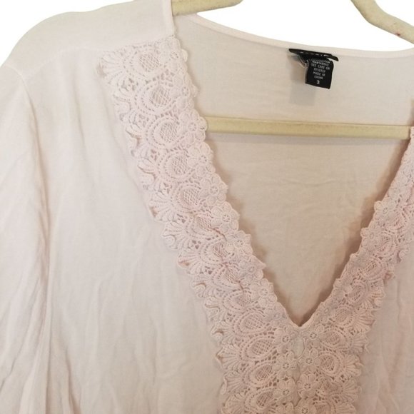 Torrid Womens 3X Light Pink Lace Trim 3/4 Sleeves - Picture 4 of 7